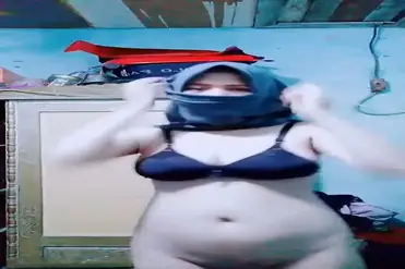 Cewe Jilbab Buka Bukaan Hingga Colmek